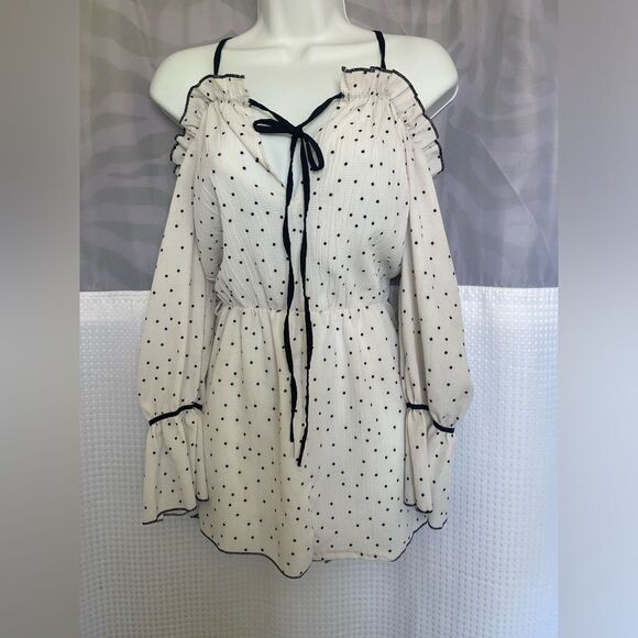 Polka Dot Off-Shoulder Top - Picture 7 of 7